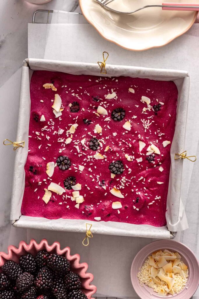 No-bake blackberry cobbler bars ready to freeze until set