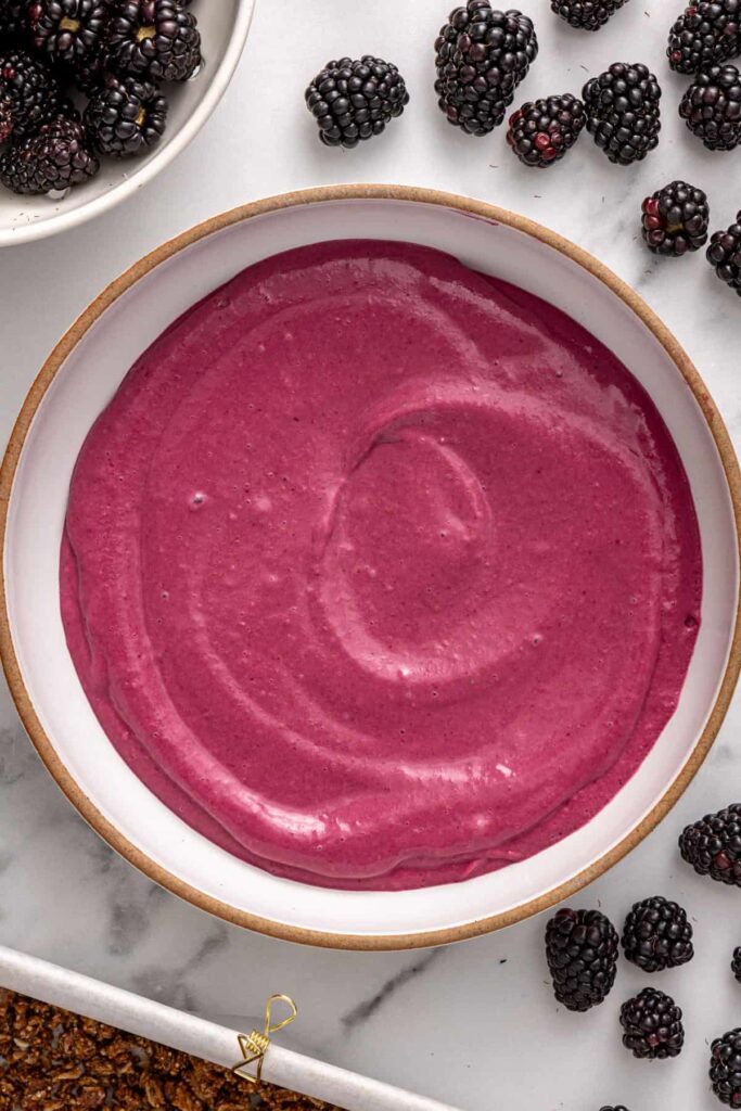 blended creamy blackberry filling for frozen blackberry cobbler bars