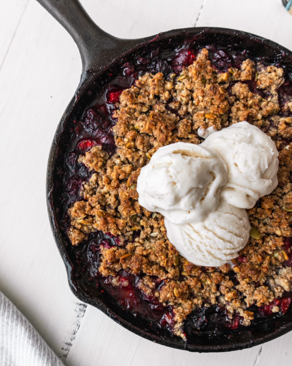 Paleo Berry Crumble, The Highlight of Your Summer! - Rachael's Good Eats