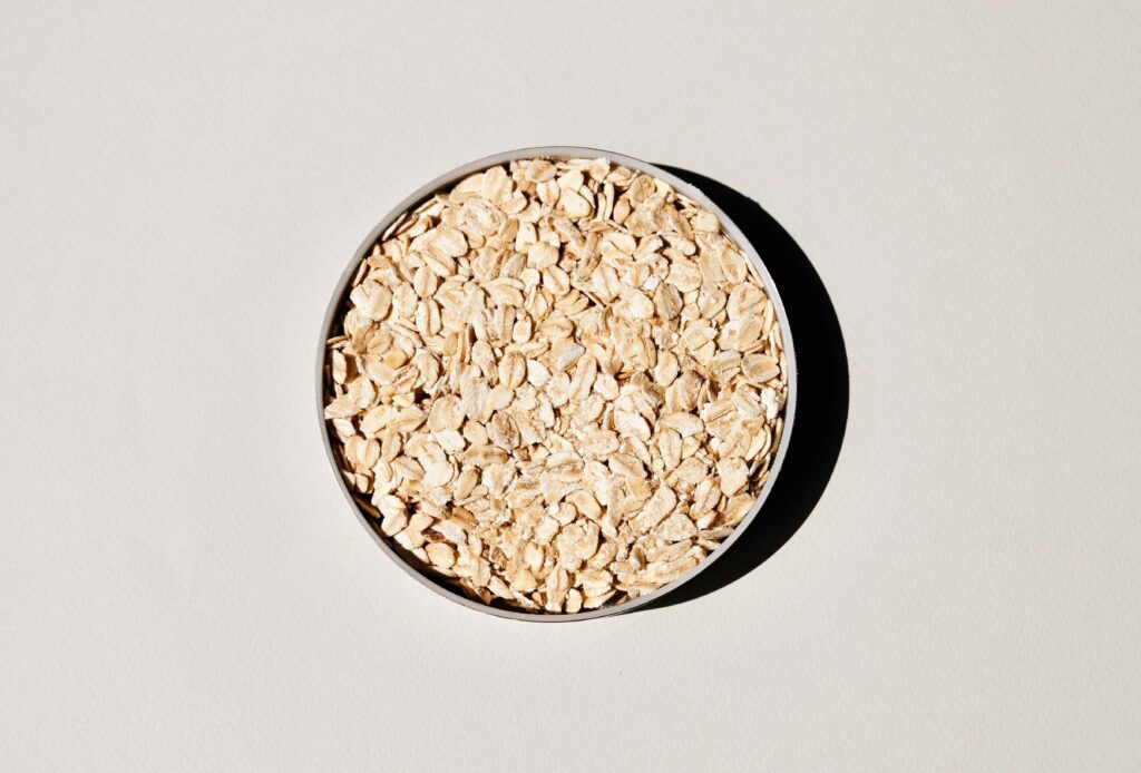why I avoid drinking oat milk