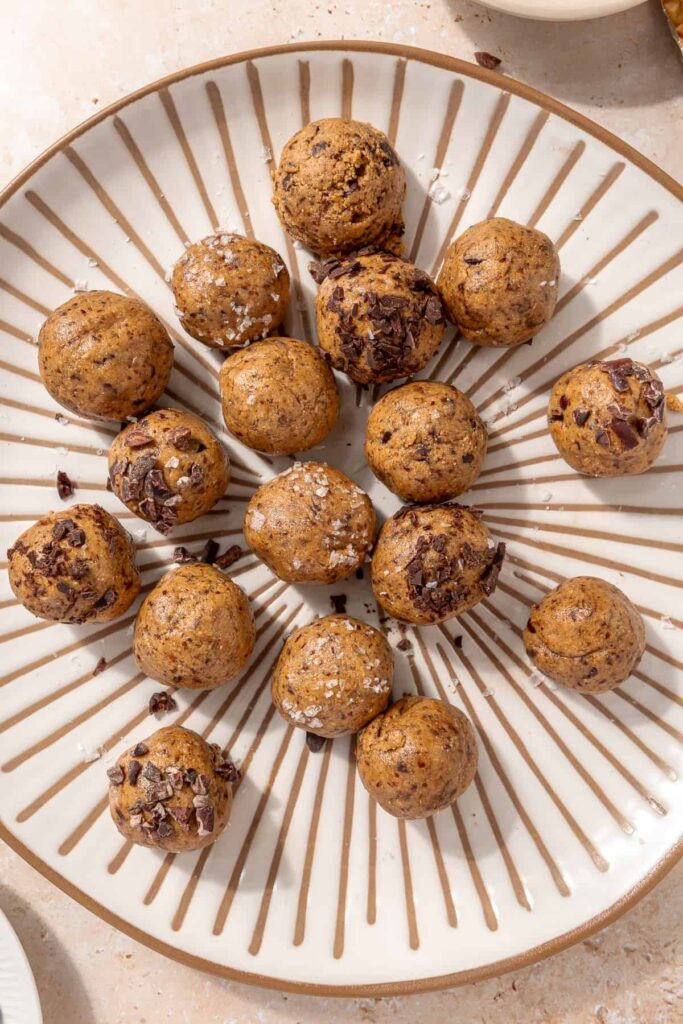 No bake peanut butter chocolate chip protein balls ready to serve