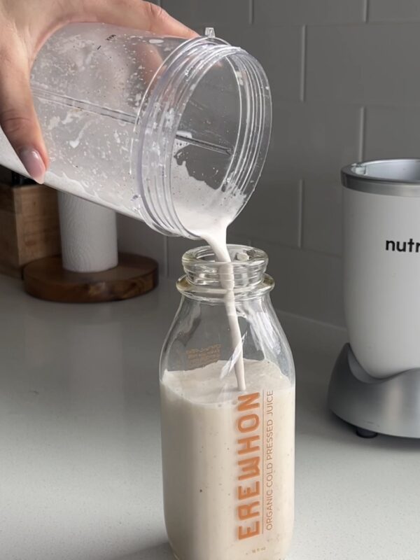 2 ingredient almond milk