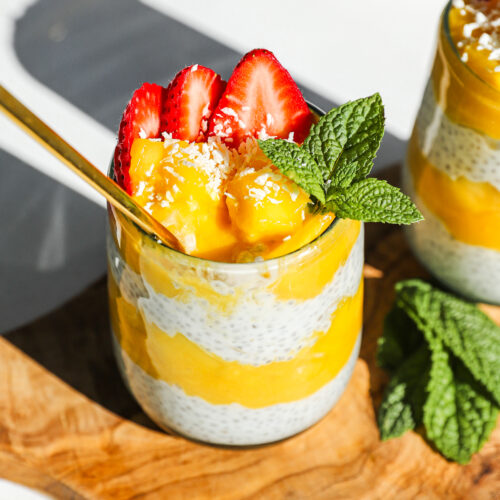 Coconut mango chia pudding - another healthy recipe by Familicious