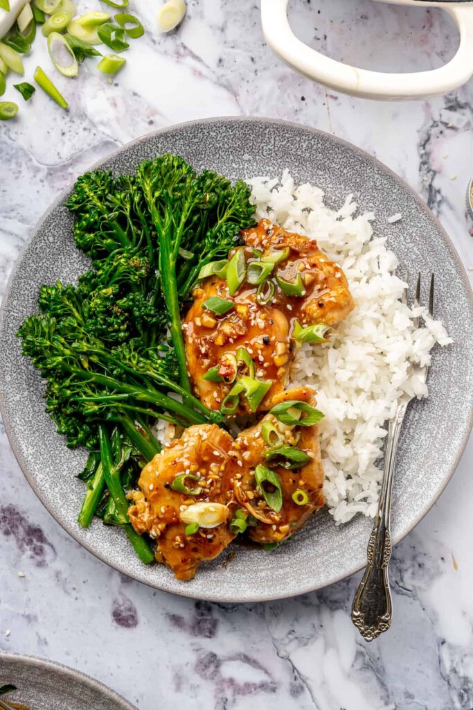 Assorted high protein meals on a table for a week of healthy eating.