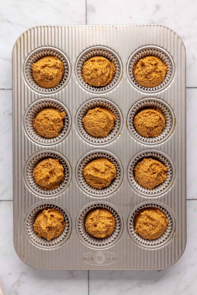 pumpkin muffins for toddlers (no added sugar, healthy recipe)