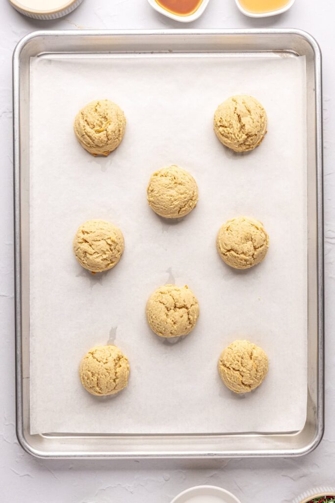 healthy christmas sugar cookies rolled into balls before baking